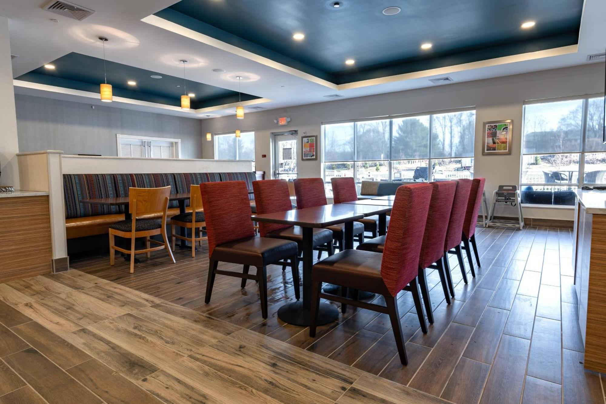 Towneplace Suites By Marriott Clinton Kültér fotó